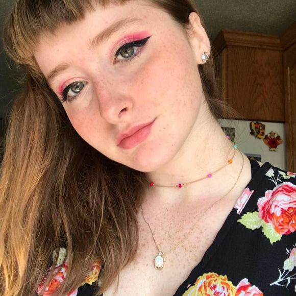 Meet your Posher, Skye - Picture 1 of 1